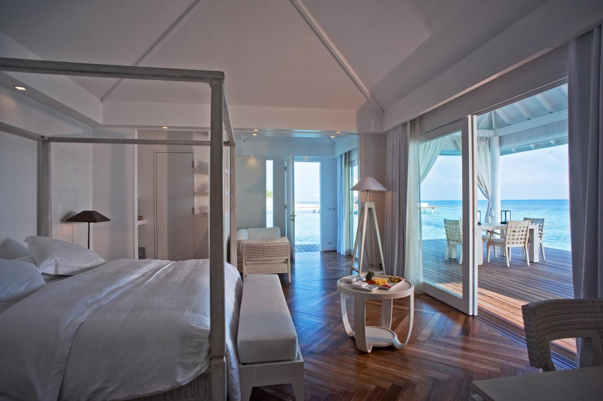 Diamonds Athuruga Maldives Resort & Spa Exterior photo