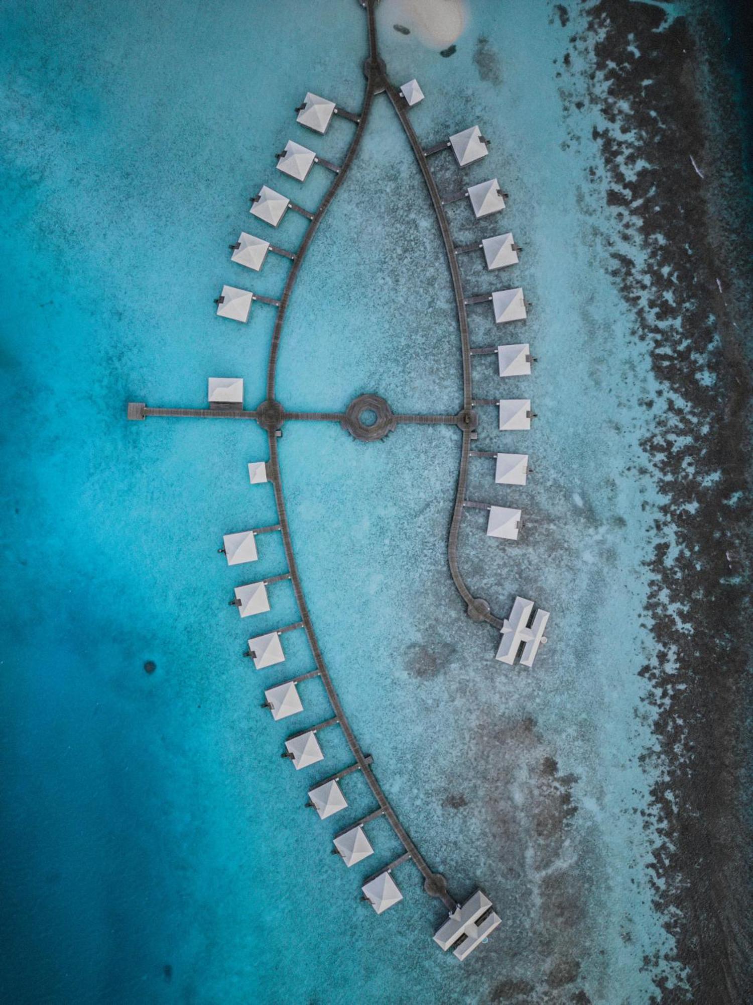 Diamonds Athuruga Maldives Resort & Spa Exterior photo