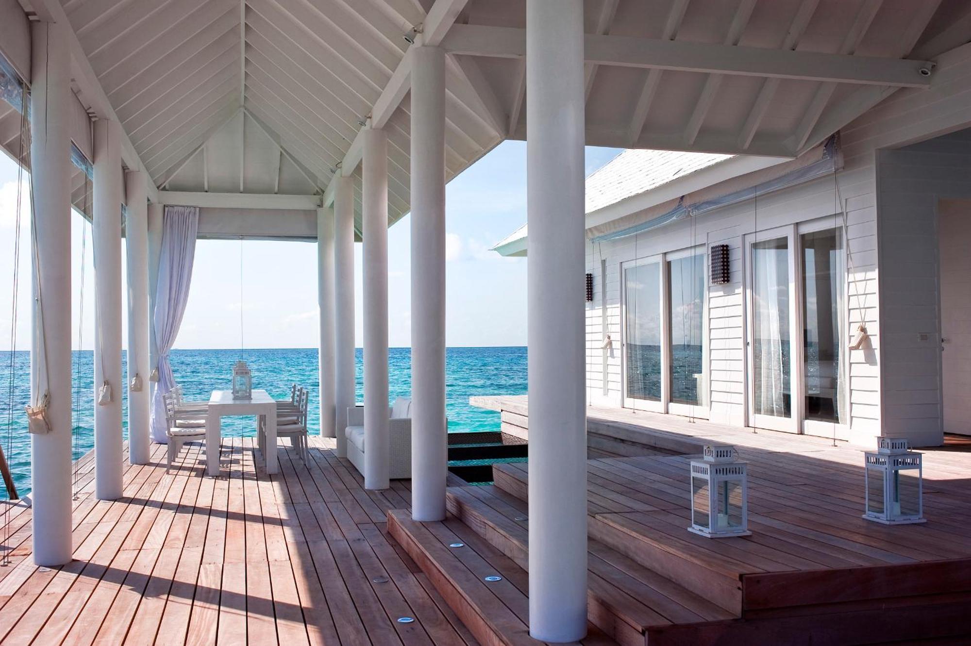 Diamonds Athuruga Maldives Resort & Spa Exterior photo