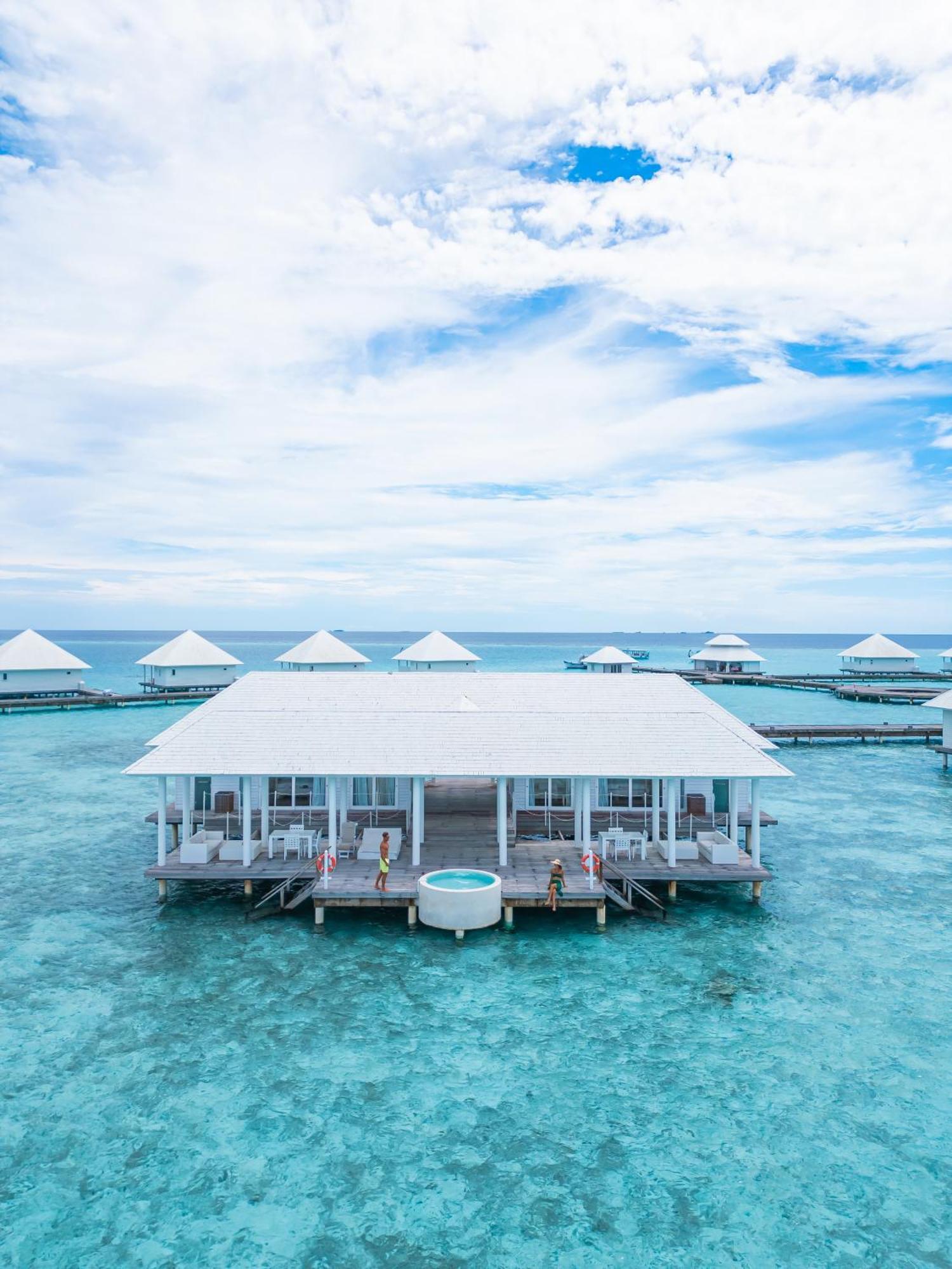 Diamonds Athuruga Maldives Resort & Spa Exterior photo