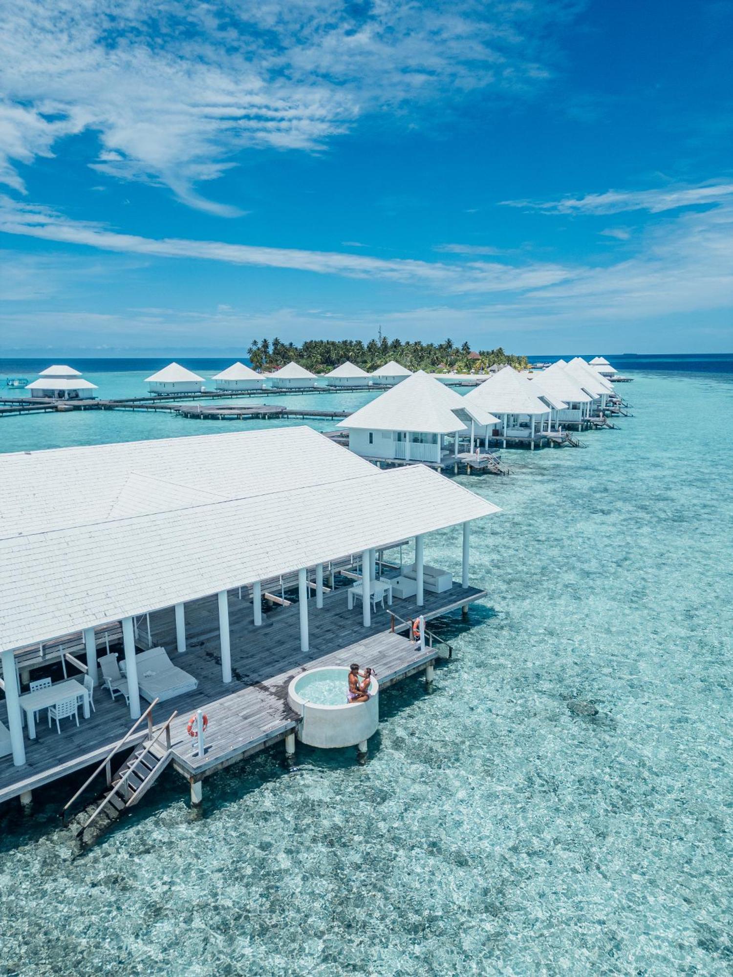 Diamonds Athuruga Maldives Resort & Spa Exterior photo